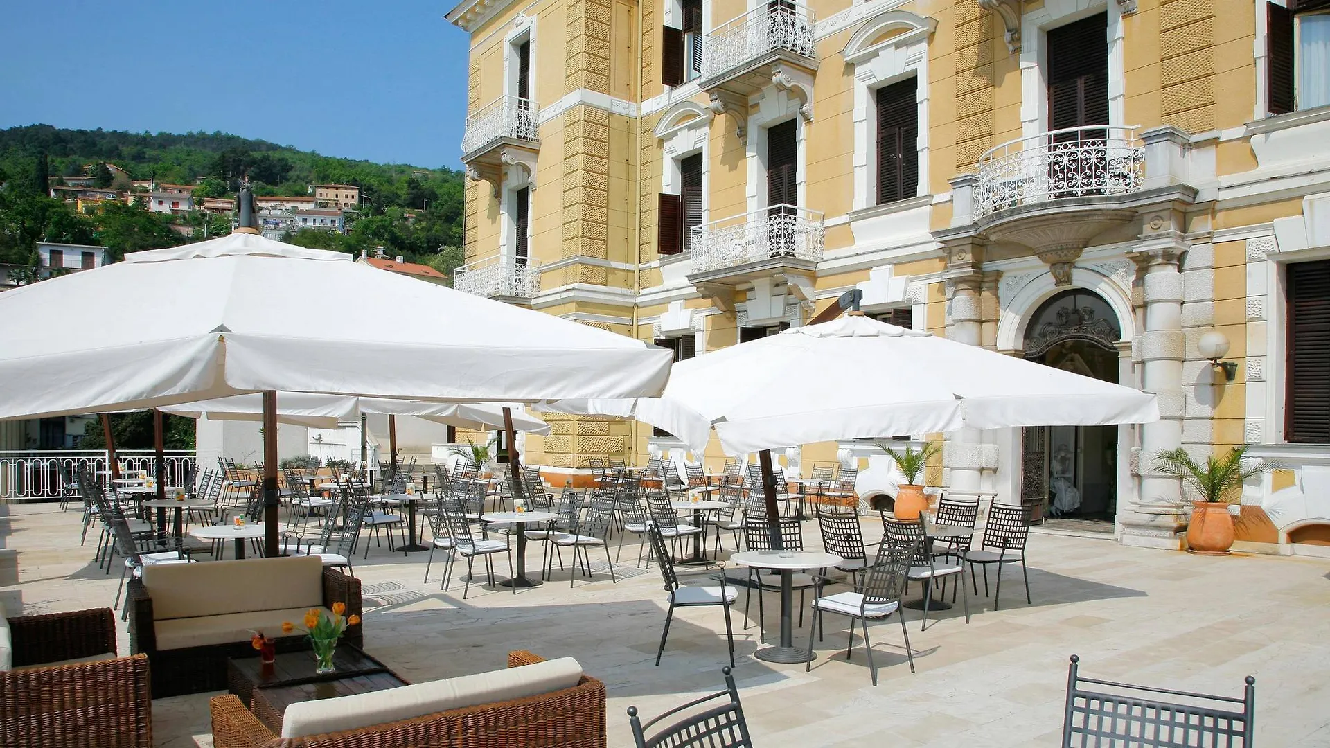 Hotel Opatija 2*,  Croatia